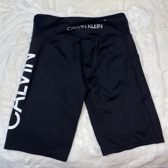 3 PC CALVIN KLEIN SET Quater Sleeve Top + Hoodie + Logo Shorts MEDIUM - Picture 4 of 16